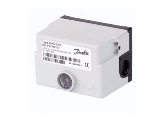 Danfoss BHO 71.10 057H6101 burner control system.