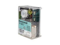 Honeywell TF 832.1 burner control system