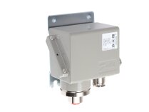Danfoss KPS 45 060-312166 pressure switch.