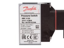 Danfoss MBC 5100 061B102366 pressure switch